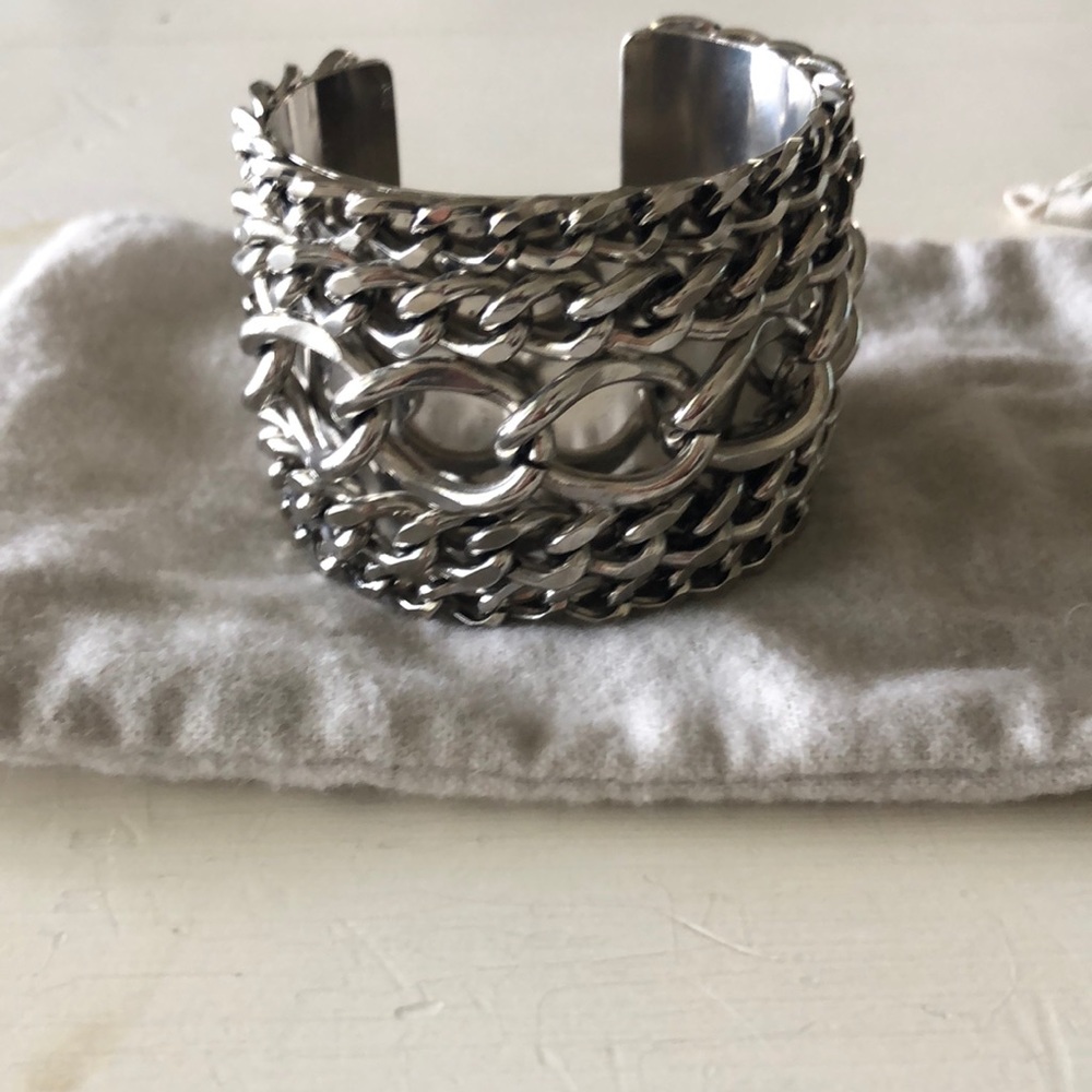 Industrial BeBe Cufd
